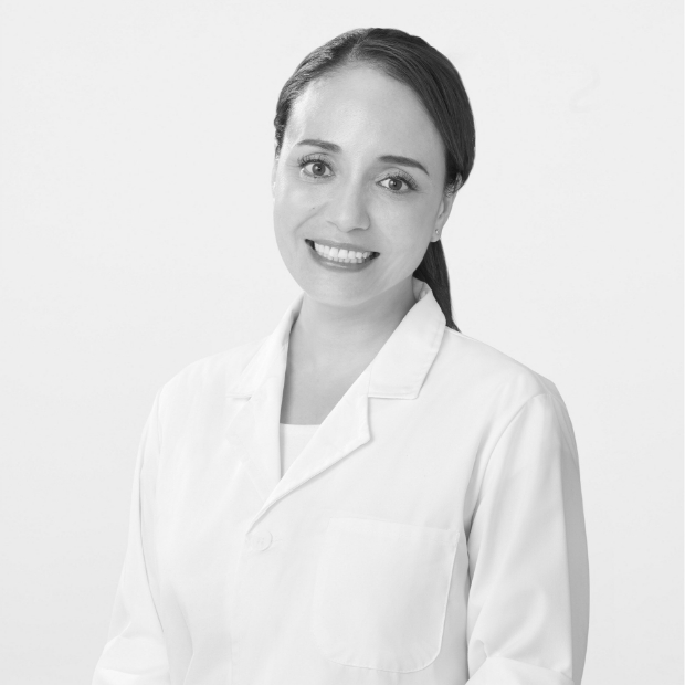 石原 新菜（医師 / イシハラクリニック副院長 ）