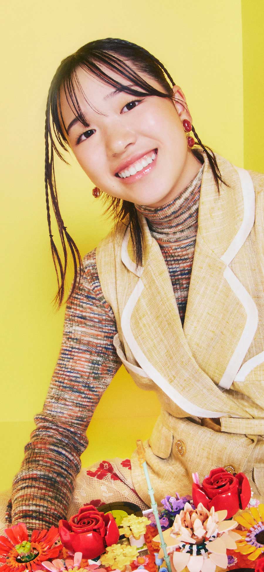 真ん中に立つ旗は、まっすぐな自分」世界に勇気を与える“楽しむ