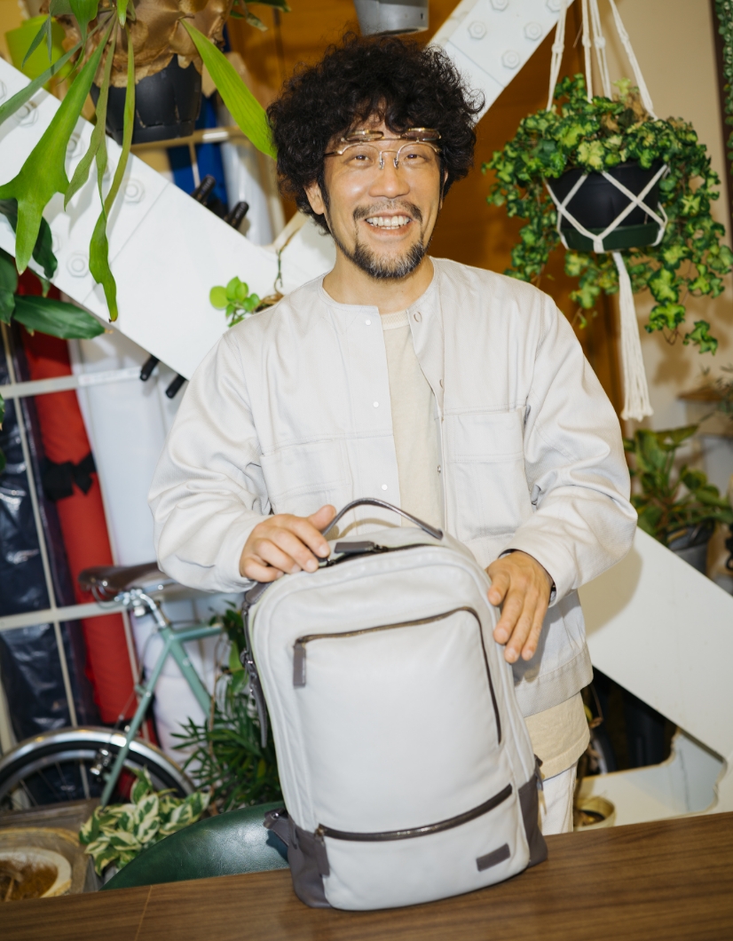 吉井 秀雄 Photo 01