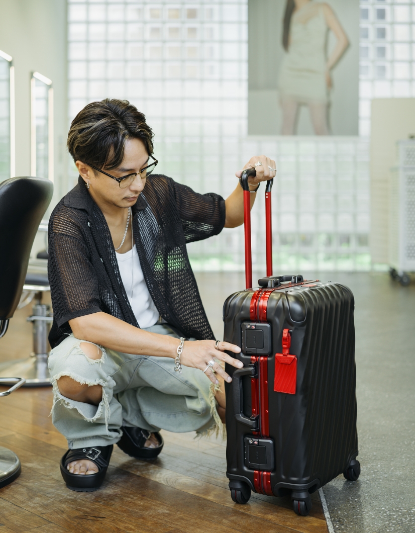 トゥミ」世界中で愛されるラゲージは、使う場所を選ばない – 奈良裕也
