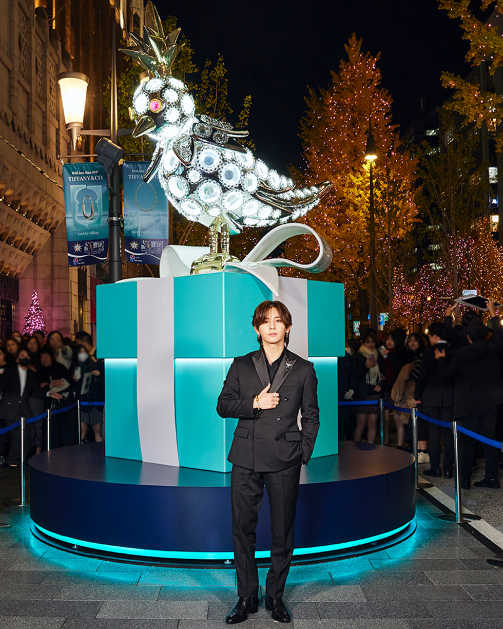 ティファニー」点灯式に山田涼介が登場大阪がホリデーの輝きで華やぐ