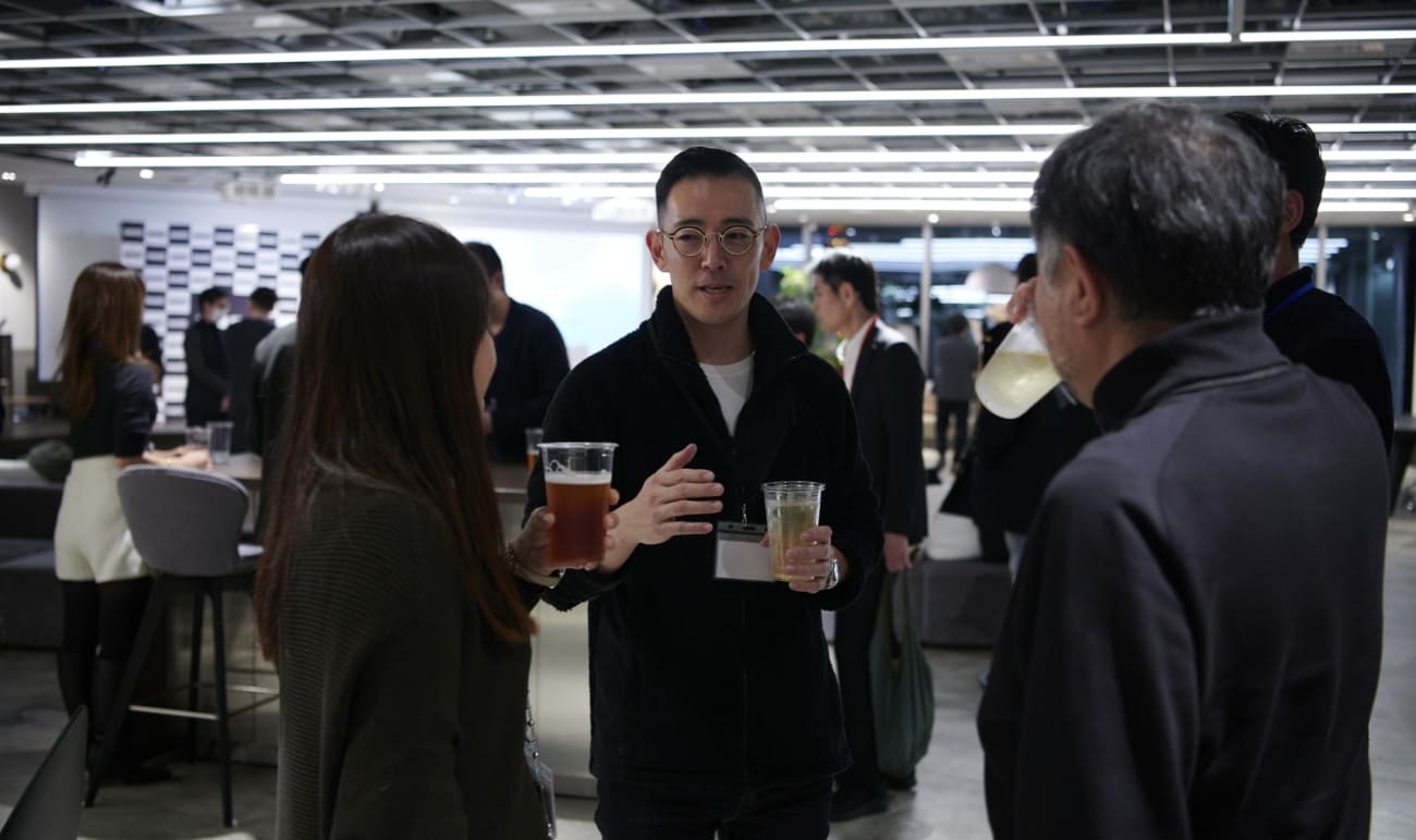 受賞記念パーティー 風景